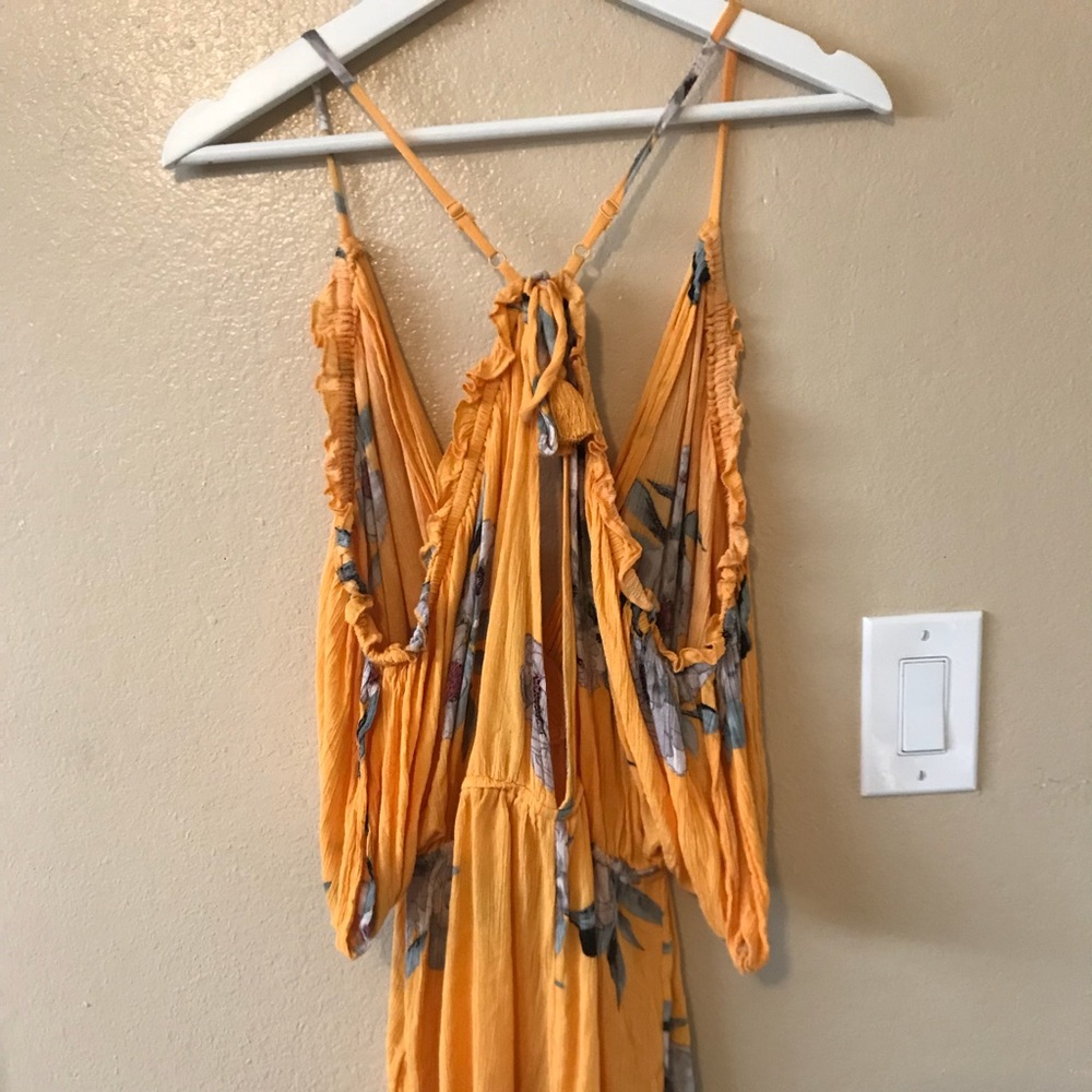 Romper - Picture 2 of 4